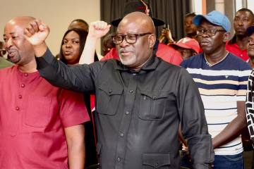 Mines minister targets short-term jobs in mining sector