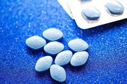 Man loses manhood to “blue pills” while trying to boost sex drive 